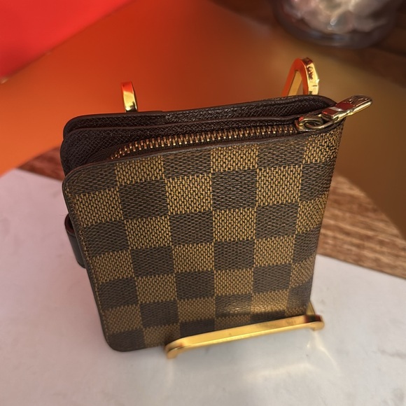 Louis Vuitton Damier Bifold wallet - Picture 4 of 16
